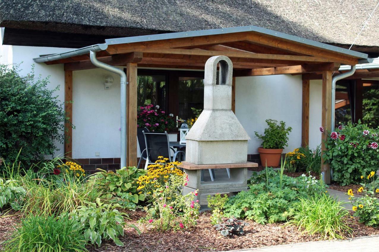 Zur Alten Boddenfischerei Ferienwohnung Zander Neuendorf Heide Exterior foto